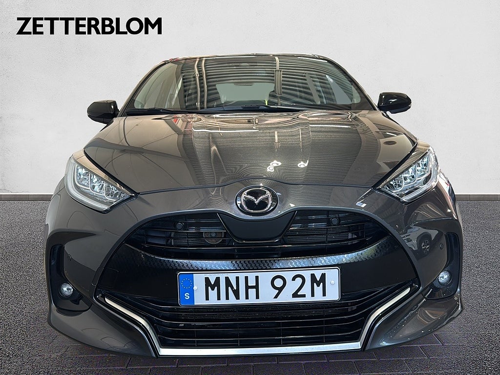 Halvkombi Mazda 2 5 av 14