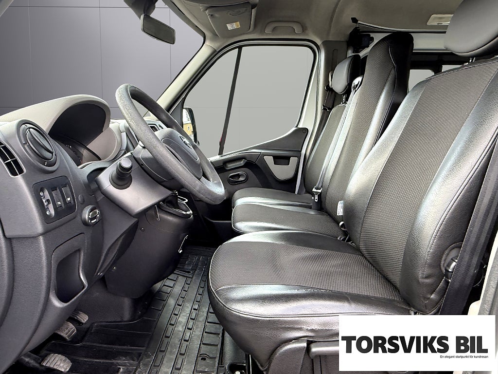 Nissan NV400 Minibuss 2.3 dCi 9 sitsig Endast 8600 Mil - miniatyr 8