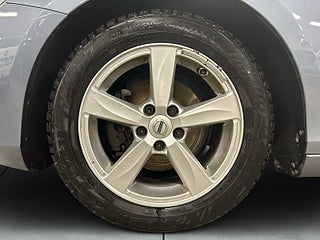 Volvo V40 D2 Kinetic M&D-värm/Sensorer/S&V-Däck/Kamrem bytt