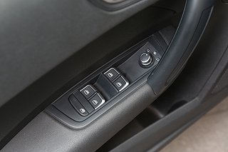 Halvkombi Audi A1 13 av 19