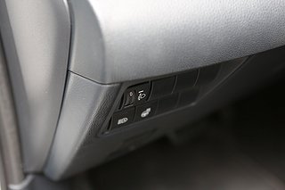 Halvkombi Toyota Yaris 16 av 25