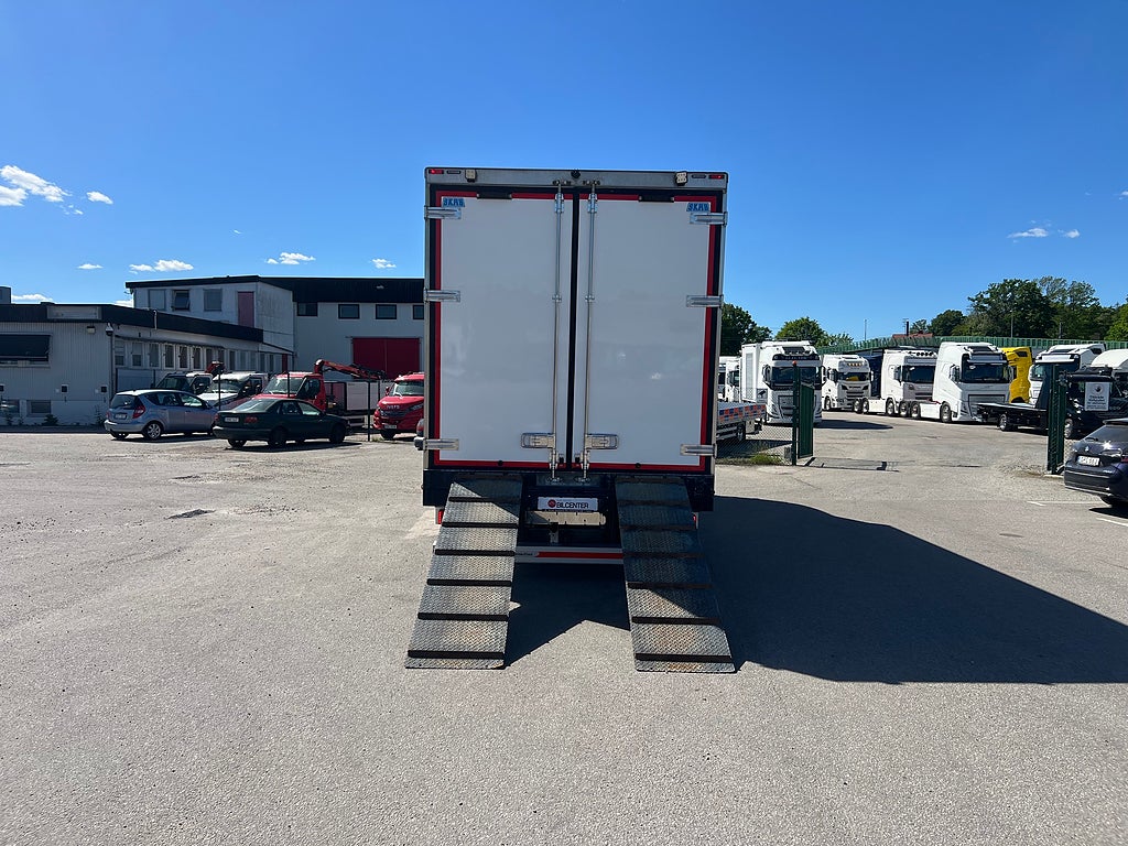 Scania G320 4x2 Maskintransport, Borrigg, Servicebil
