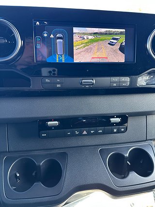 Transportbil - Skåp Mercedes-Benz Sprinter 15 av 18