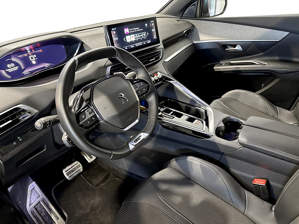 Bild på Peugeot 3008 GT 1.2 PT 130hk Aut B-KAMERA CARPLAY