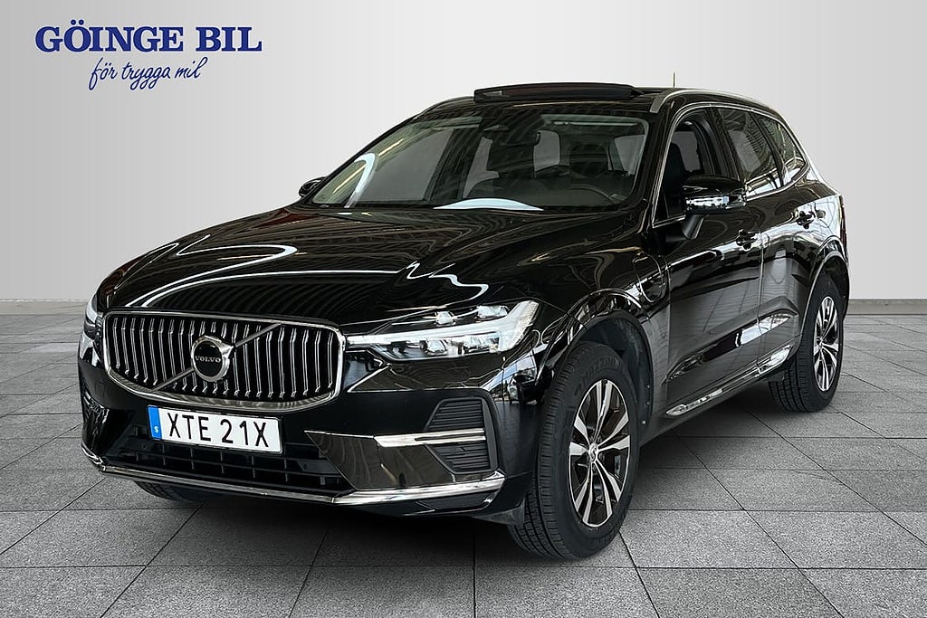 Volvo XC60 Recharge T6 Core Edition/ Drag/ Pano/ Kamera/...