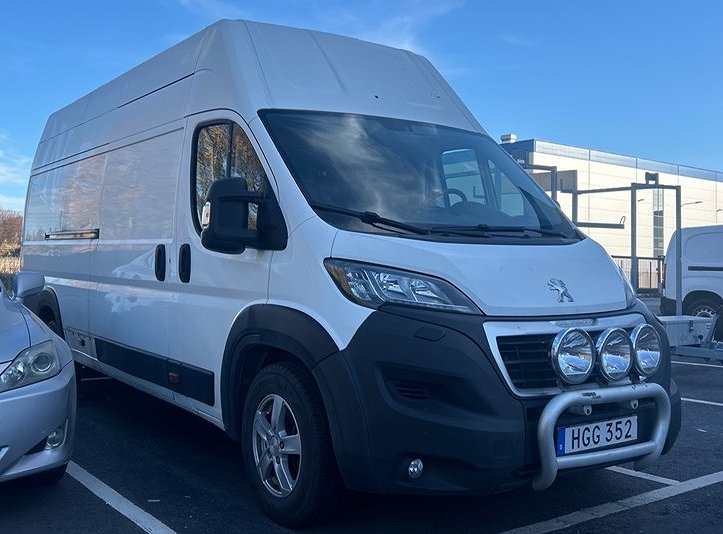 Peugeot Boxer Van 335 2.0 BlueHDi Euro 6 L3 H3 INREDNING