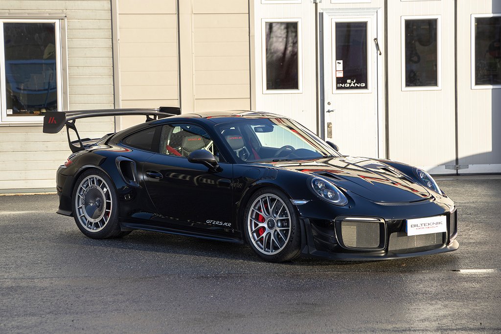 Porsche 991 GT2 RS MR (Manthey Racing)