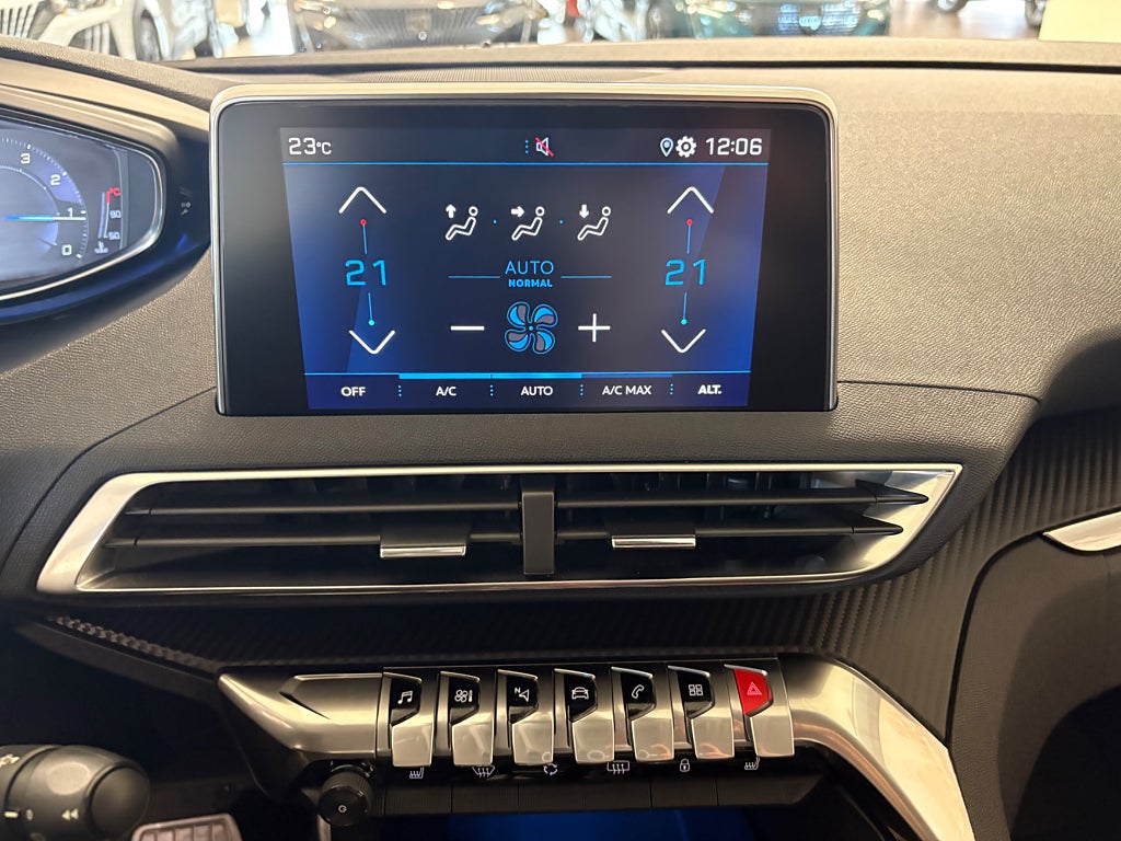 Peugeot 3008 1.2 PureTech 130 EAT Active SoV HjulEuro 6 thumbnail