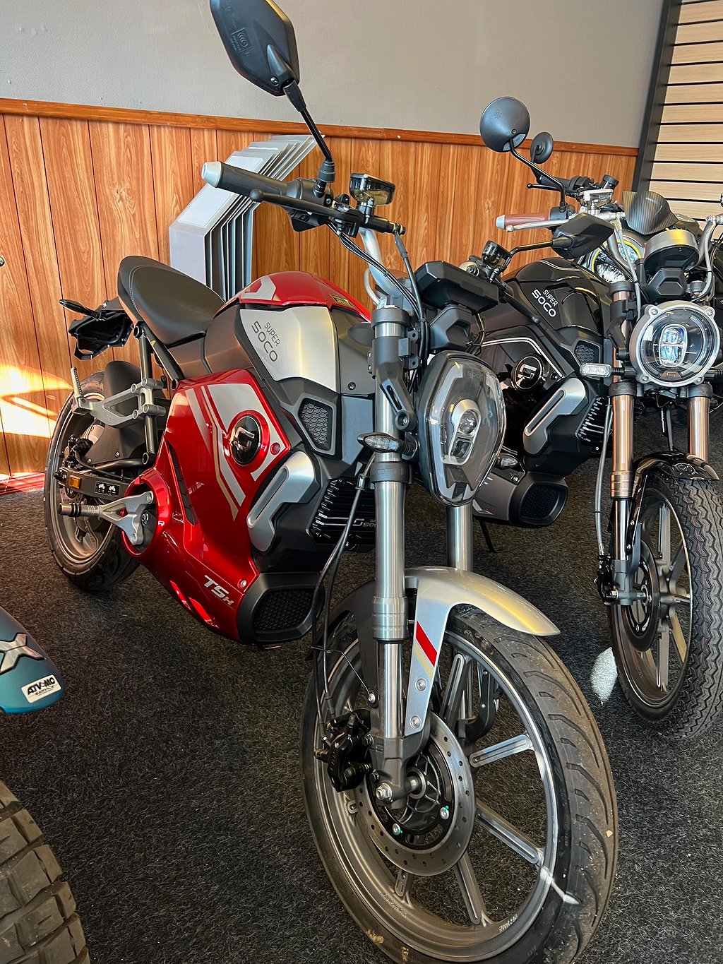 Super SOCO TSx  Succé Moped FLYTTKAMPANJ MASKINER PÅ LAGER