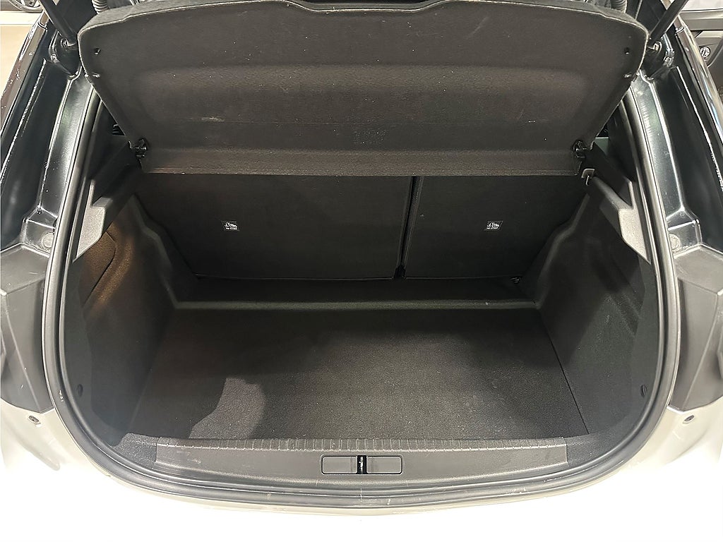 Bild på Opel Corsa-e Designline 50kWh 136hk Aut - B-KAMERA, CARPLAY