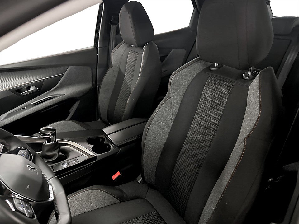 Bild på Peugeot 3008 Active Pack 1.2 PT 130hk KAMPANJRÄNTA 3,99%