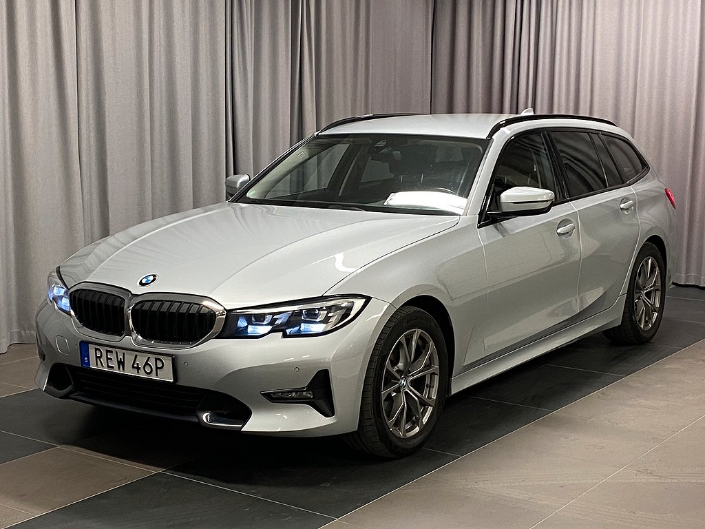 BMW 320 d xDrive Touring Connected Ed. Värmare Drag