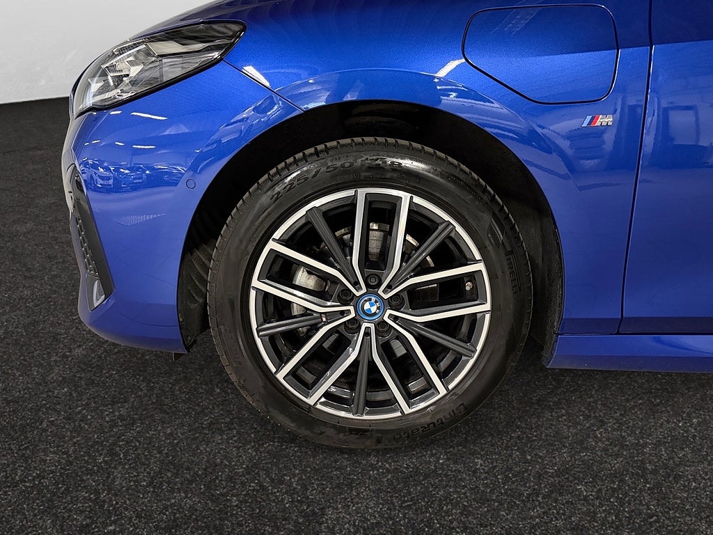 BMW 225e xDrive Active Tourer Steptronic Euro 6 bild 19