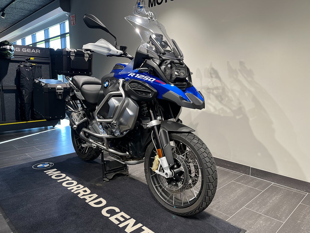 BMW R1250GSA / 3st väskor/Service avt. /Förlängd garanti/3,45% ränta