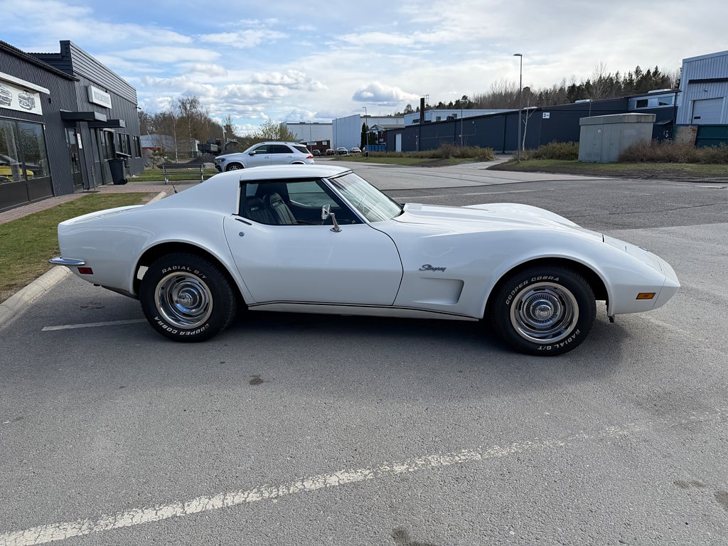 Chevrolet Corvette Stingray V8