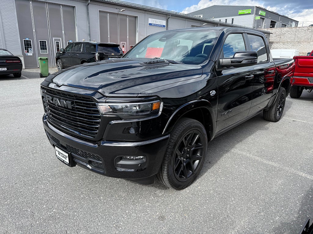 Dodge RAM Laramie Night Edition HEMI V8, Omg Leverans!