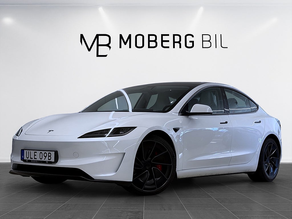 Tesla Model 3 Performance 517hk Pano Läder Navi B-Kamera