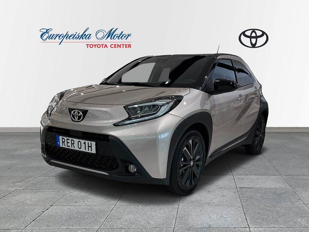 Toyota Aygo X 1.0 S-CVT PULSE CUSTOM PACK / V-hjul / 30mil