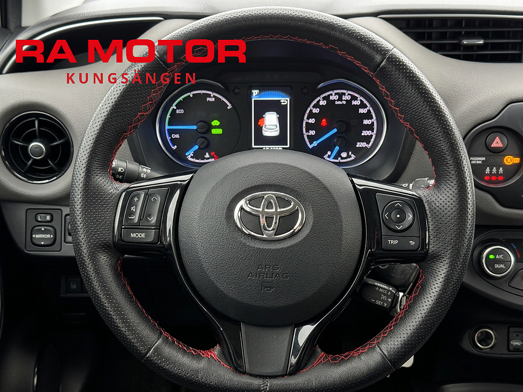 Toyota Yaris 1.5 Hybrid 101hk Active | Kamera | P-sens | M-Värm | 2019