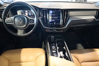 SUV Volvo XC60 14 av 27