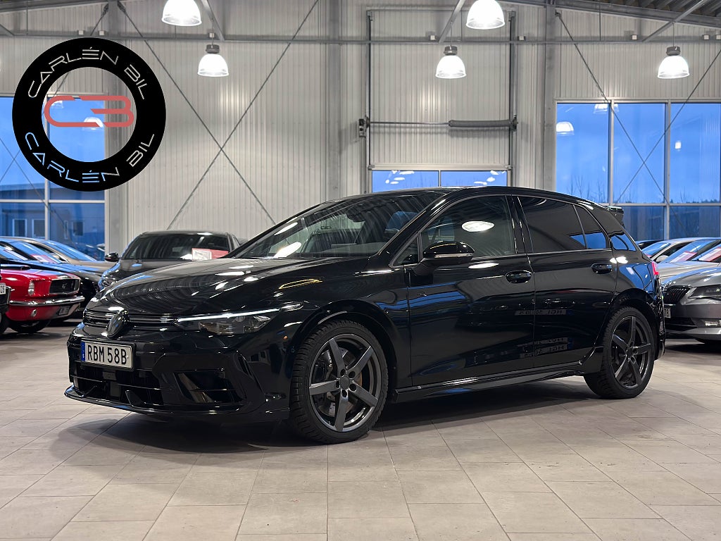 Volkswagen Golf R 2.0 333hk 4M Black-Edt Pano H/K IQ-Light