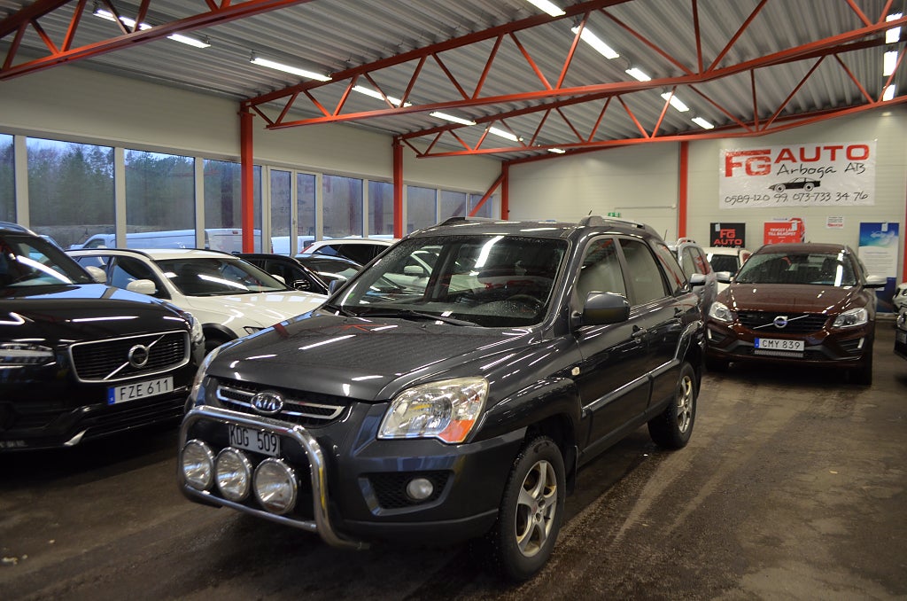 Kia Sportage 2.0 CRDi 4WD 150 hk Drag Nybesiktigad