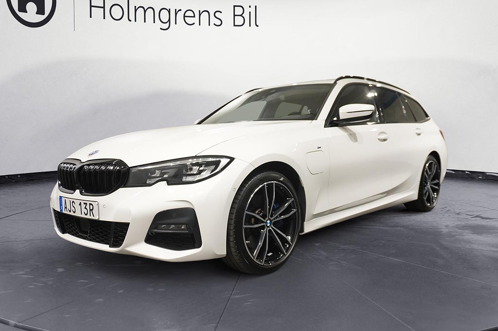 BMW 330e xDrive Touring M-Sport HiFi Drag PA Rattvärme