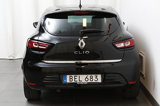 Halvkombi Renault Clio 7 av 23