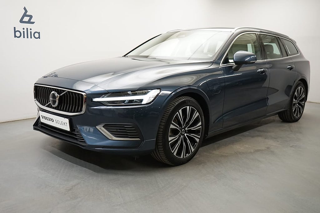 Volvo V60 Recharge T6 II Core Edition, Dragkrok, HarmanKardon PremiumSo...