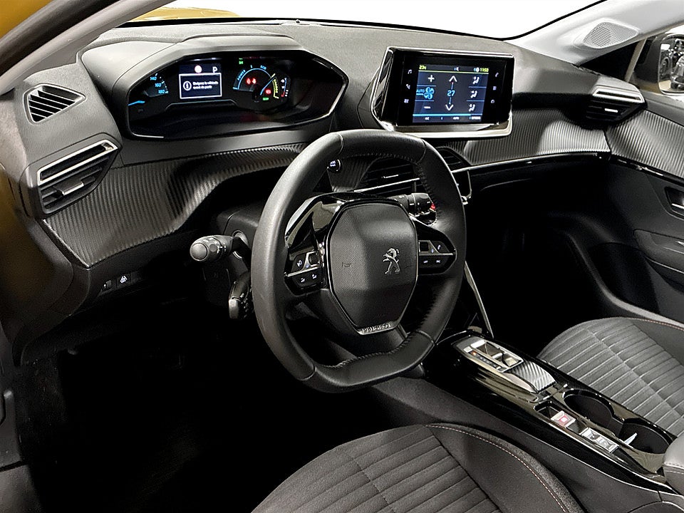 Bild på Peugeot E-208 Active Pack 50kWh 136hk Aut CARPLAY P-SENSORER BAK