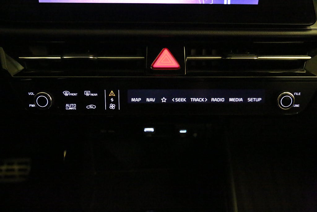 Kia Niro Plug-In-Hybrid 184hk Advance Plus Aut HuD H/K Skinn 2024