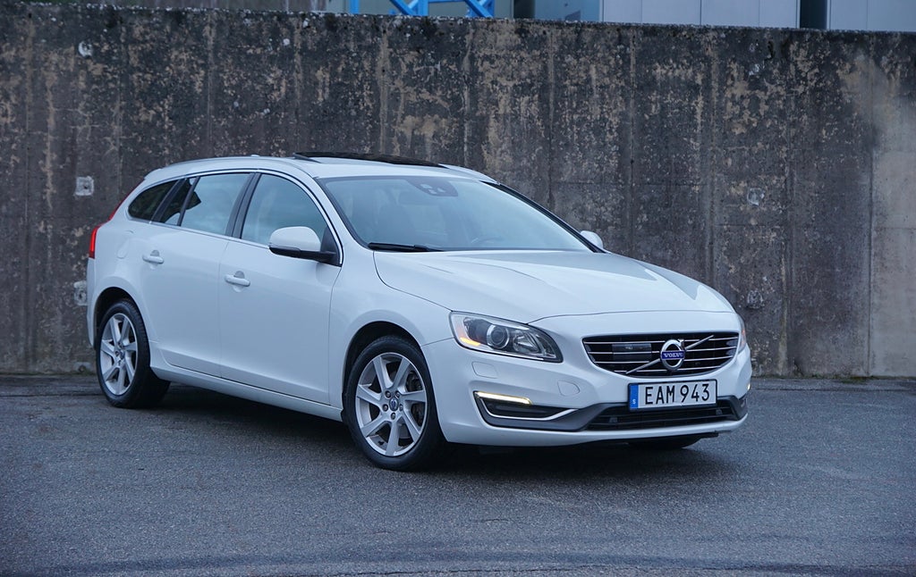 Volvo V60 D4 AWD Summum|Lucka|Navi|Drag|Polestar|