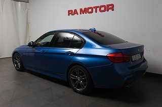 Sedan BMW 330 5 av 17