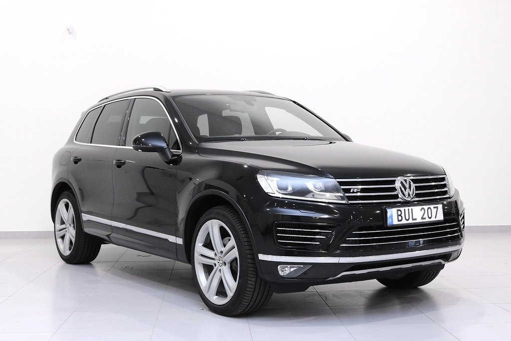 Volkswagen Touareg 3.0 TDI 262hk R-line / Navi / Drag 