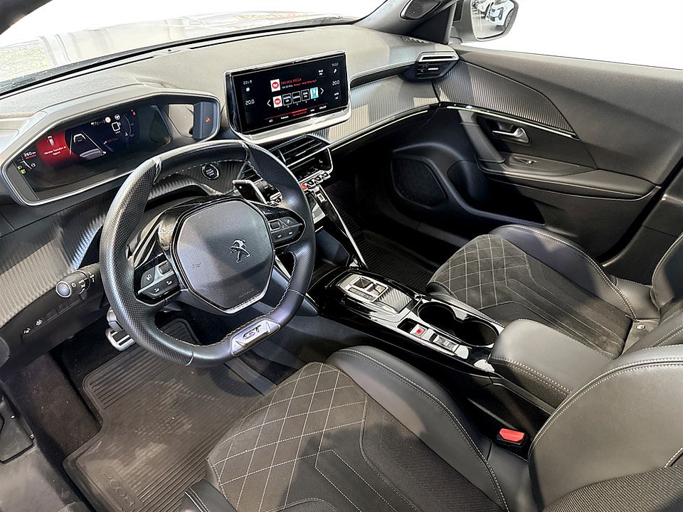 Bild på Peugeot 2008 GT Pack 1.2 PT 130hk Aut B-KAMERA NAVI