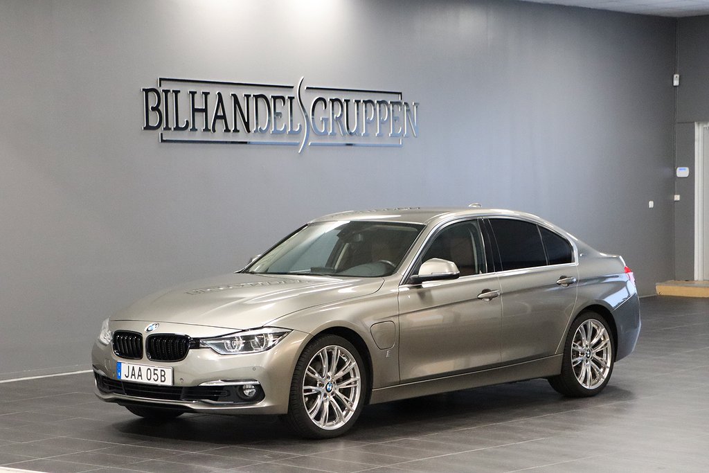 BMW 330e Sedan Steptronic Luxury Line Plug-In 