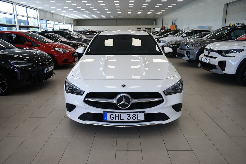 Mercedes-Benz CLA 200 d Shooting Brake