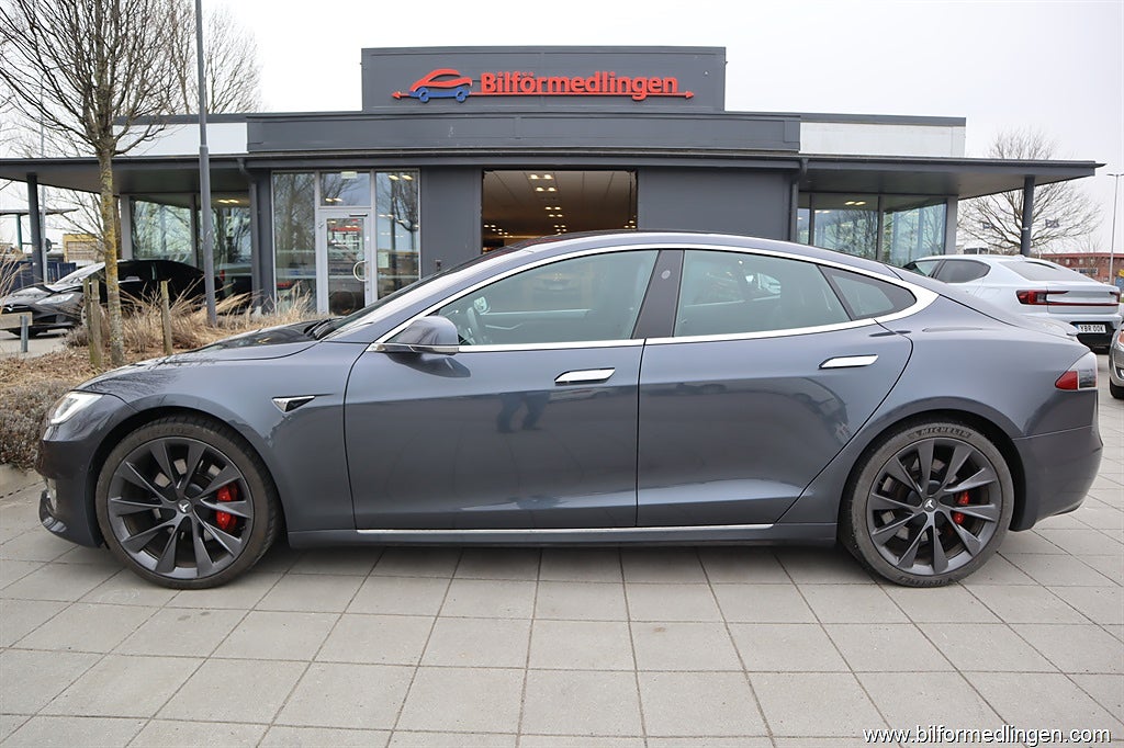 Tesla Model S Performance AWD 772hk Raven Svensksåld Navi mm