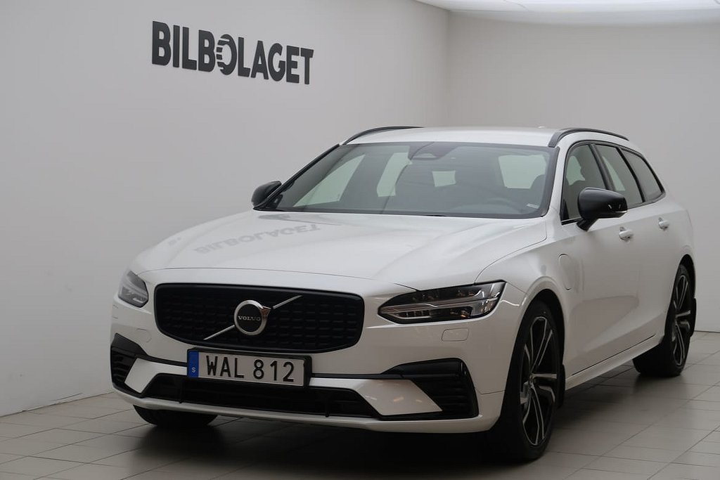 Volvo V90 Recharge T6 Plus Dark LUFTFJÄDRING/H&K/NAV