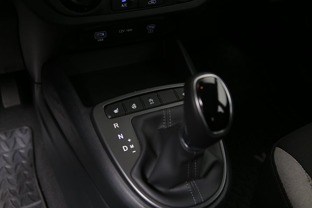 Hyundai i10 1,0 blue AMT | Essential | Farthållare | Automat