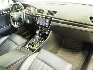 Kombi Skoda Superb 8 av 21