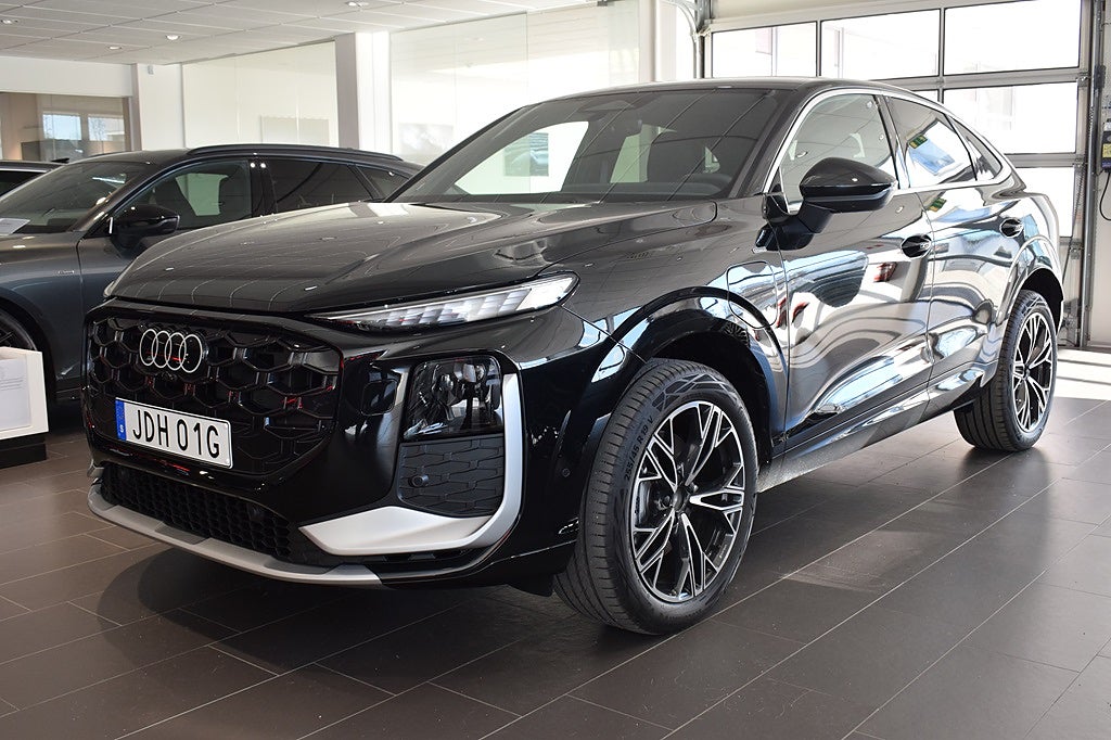 Audi Q3 Sportback e-hybrid 272hk S-line Tech Plus 2026