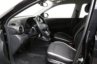 Halvkombi Hyundai i10 8 av 15