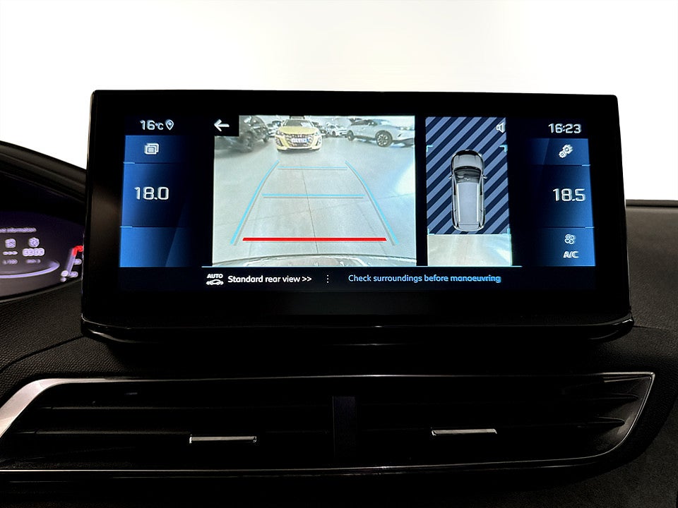 Bild på Peugeot 5008 GT 1.2 PT 130hk Aut 7-SITS B-KAMERA CARPLAY