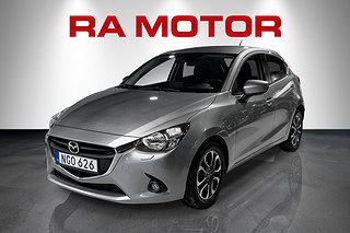 Halvkombi Mazda 2 1 av 20