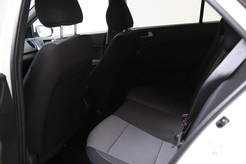 Hyundai i20 1,2 84hk Go! Edition Navi/Kamera Motorvärmare 2016