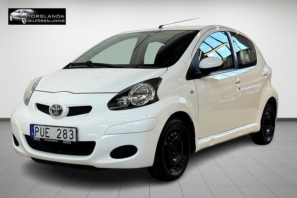 Toyota Aygo 5-dörrar 1.0 VVT-i Manuell Nyservad
