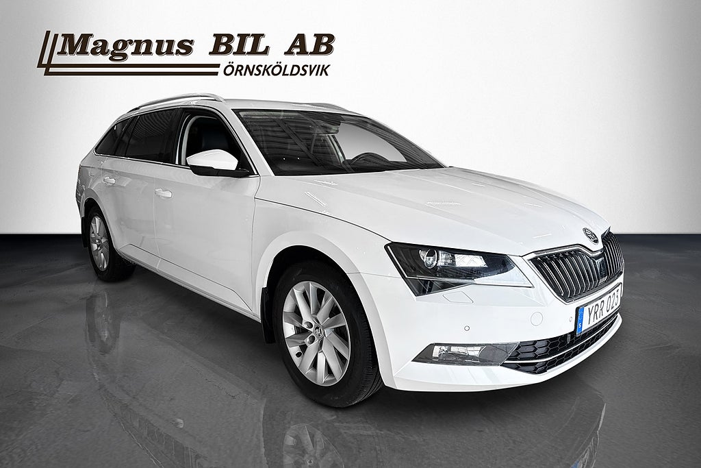 Skoda Superb Kombi 2.0 TDI 4x4 SCR Business Edi Drag Kamera Värmare  miniatyr 2