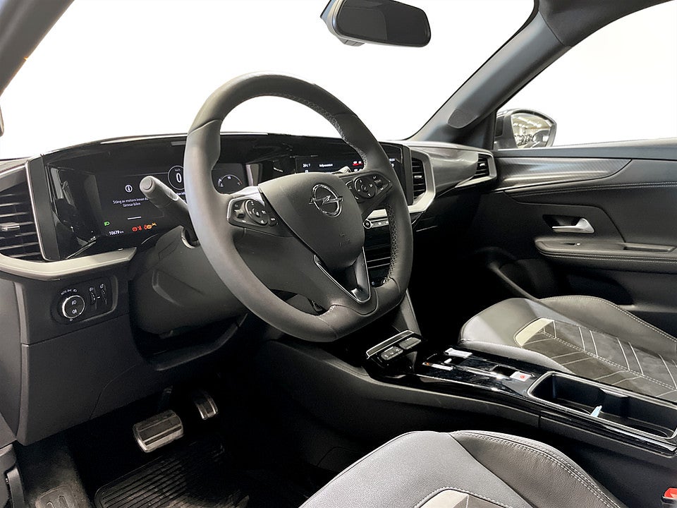 Bild på Opel Mokka Ultimate 1.2 Turbo 130 Aut B-KAMERA CARPLAY