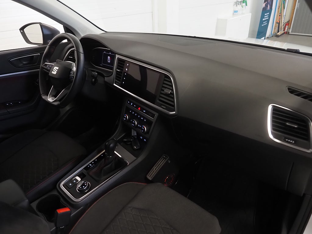Seat Ateca 2.0 TDI 4Drive FR Cockpit Drag Navi D-Värm B-Kam 2021